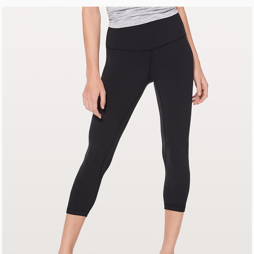 Lululemon align crop black
